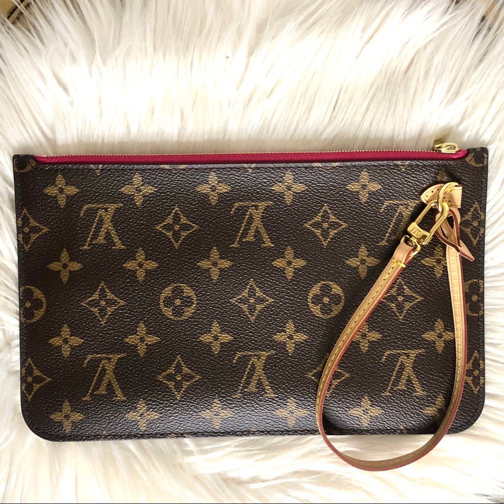 Louis Vuitton Monogram Pochette